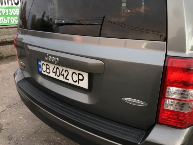 Серый Джип Патриот, объемом двигателя 2.4 л и пробегом 130 тыс. км за 6900 $, фото 7 на Automoto.ua