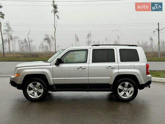 Серый Джип Патриот, объемом двигателя 2.4 л и пробегом 192 тыс. км за 8200 $, фото 5 на Automoto.ua