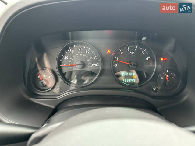 Сірий Джип Patriot, об'ємом двигуна 2.4 л та пробігом 212 тис. км за 8999 $, фото 41 на Automoto.ua