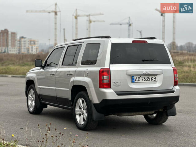 Сірий Джип Patriot, об'ємом двигуна 2.4 л та пробігом 212 тис. км за 8999 $, фото 27 на Automoto.ua