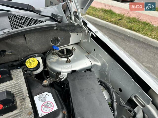 Сірий Джип Patriot, об'ємом двигуна 2.4 л та пробігом 212 тис. км за 8999 $, фото 57 на Automoto.ua