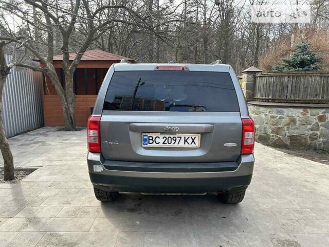 Сірий Джип Patriot, об'ємом двигуна 2.36 л та пробігом 255 тис. км за 7600 $, фото 4 на Automoto.ua