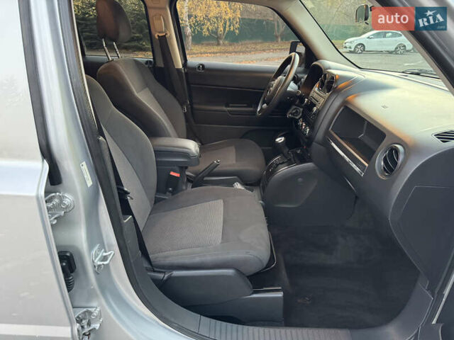 Сірий Джип Patriot, об'ємом двигуна 2.4 л та пробігом 133 тис. км за 9777 $, фото 70 на Automoto.ua