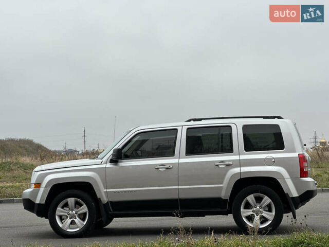 Сірий Джип Patriot, об'ємом двигуна 2.4 л та пробігом 212 тис. км за 8999 $, фото 19 на Automoto.ua