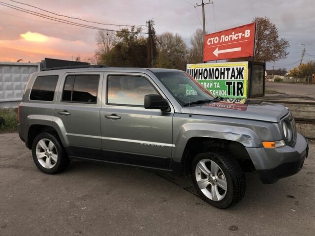 Серый Джип Патриот, объемом двигателя 2.4 л и пробегом 130 тыс. км за 6900 $, фото 2 на Automoto.ua