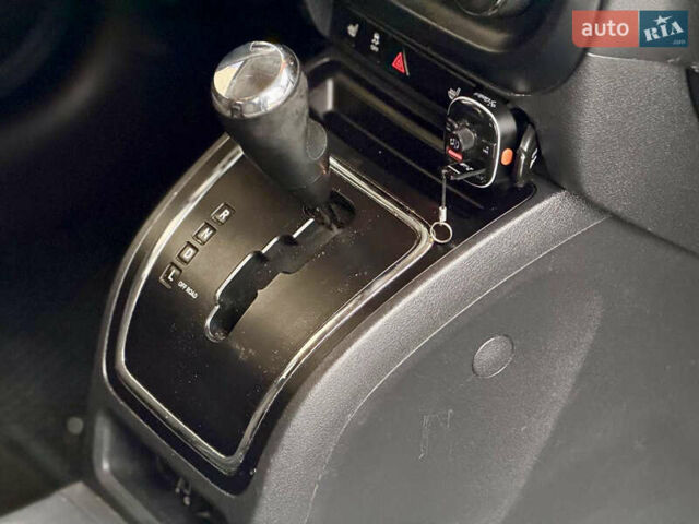 Серый Джип Патриот, объемом двигателя 2.4 л и пробегом 192 тыс. км за 8200 $, фото 7 на Automoto.ua