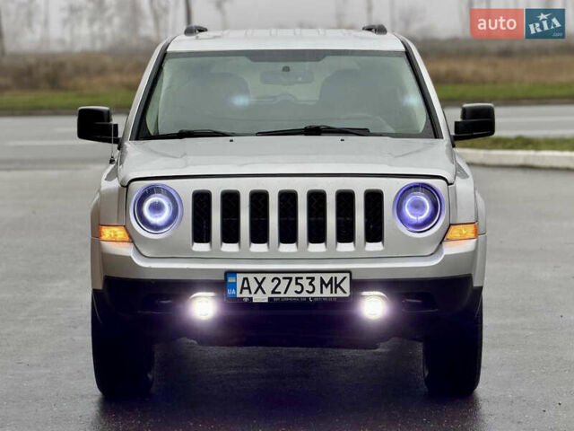 Серый Джип Патриот, объемом двигателя 2.4 л и пробегом 192 тыс. км за 8200 $, фото 4 на Automoto.ua