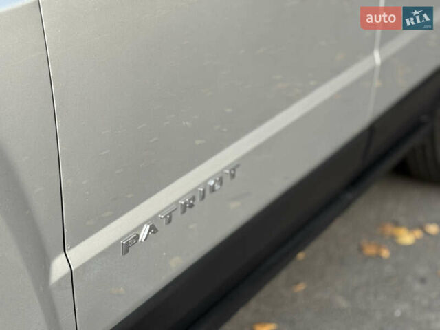 Сірий Джип Patriot, об'ємом двигуна 2.4 л та пробігом 133 тис. км за 9777 $, фото 6 на Automoto.ua