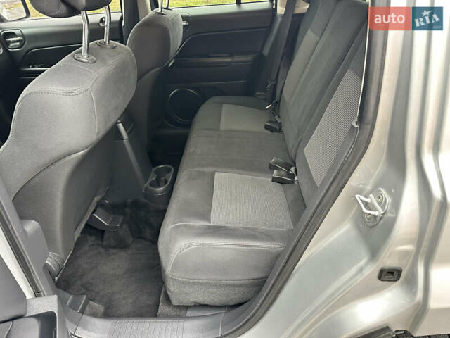 Сірий Джип Patriot, об'ємом двигуна 2.4 л та пробігом 212 тис. км за 8999 $, фото 45 на Automoto.ua