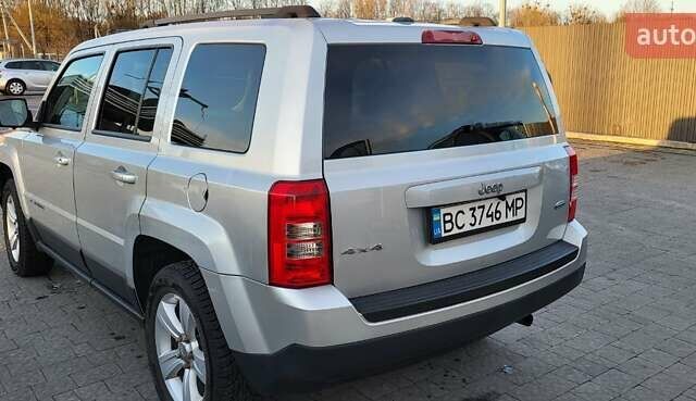 Серый Джип Патриот, объемом двигателя 2.36 л и пробегом 181 тыс. км за 9700 $, фото 7 на Automoto.ua