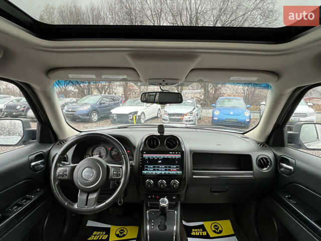 Серый Джип Патриот, объемом двигателя 2.36 л и пробегом 185 тыс. км за 9300 $, фото 11 на Automoto.ua