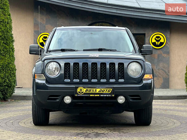 Серый Джип Патриот, объемом двигателя 2.4 л и пробегом 153 тыс. км за 10300 $, фото 1 на Automoto.ua