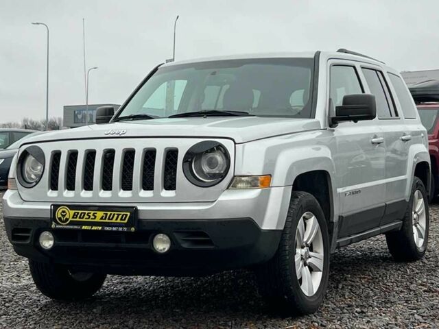 Серый Джип Патриот, объемом двигателя 2.4 л и пробегом 185 тыс. км за 9300 $, фото 2 на Automoto.ua