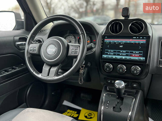 Серый Джип Патриот, объемом двигателя 2.36 л и пробегом 185 тыс. км за 9300 $, фото 18 на Automoto.ua