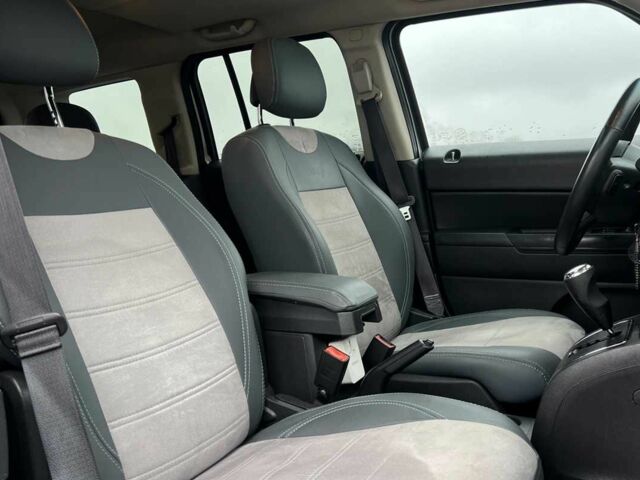 Серый Джип Патриот, объемом двигателя 2.4 л и пробегом 185 тыс. км за 9300 $, фото 17 на Automoto.ua