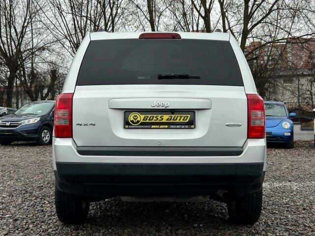 Серый Джип Патриот, объемом двигателя 2.4 л и пробегом 185 тыс. км за 9300 $, фото 4 на Automoto.ua