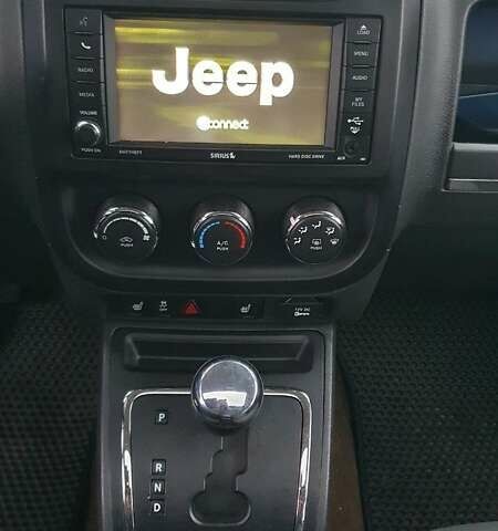 Серый Джип Патриот, объемом двигателя 2.36 л и пробегом 145 тыс. км за 8000 $, фото 8 на Automoto.ua