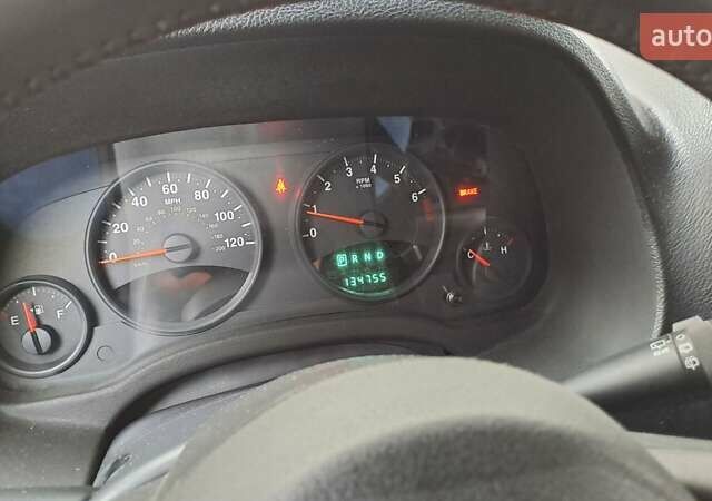 Джип Патриот 2013 в Кропивницком (Кировограде) на Automoto.ua Серый Джип Патриот, объемом двигателя 2.36 л и пробегом 215 тыс. км за 9000 $, фото 14 на Automoto.ua