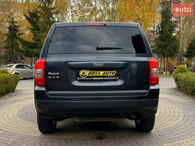 Серый Джип Патриот, объемом двигателя 2.4 л и пробегом 153 тыс. км за 10300 $, фото 5 на Automoto.ua