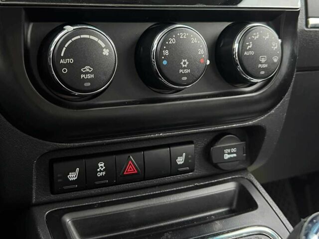 Серый Джип Патриот, объемом двигателя 2.4 л и пробегом 185 тыс. км за 9300 $, фото 15 на Automoto.ua