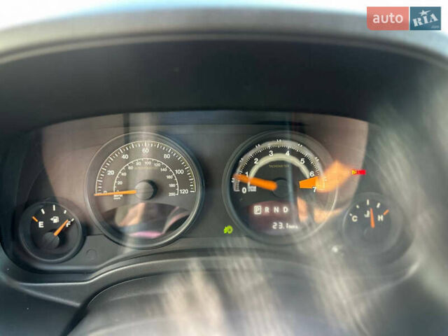 Серый Джип Патриот, объемом двигателя 2 л и пробегом 111 тыс. км за 10000 $, фото 19 на Automoto.ua