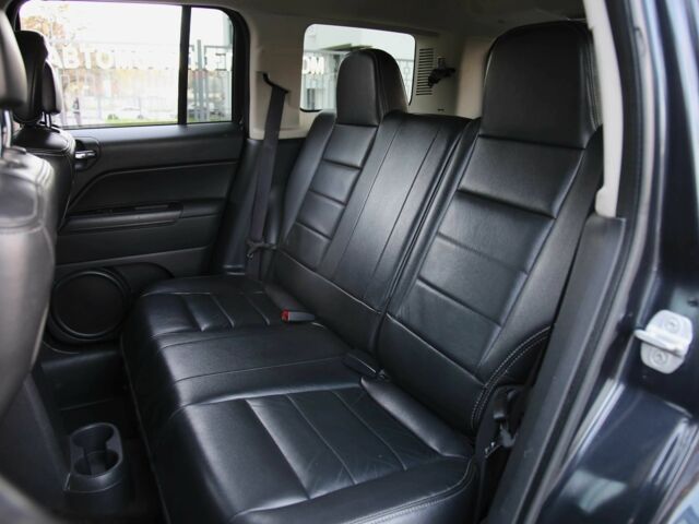 Серый Джип Патриот, объемом двигателя 2.4 л и пробегом 230 тыс. км за 9600 $, фото 7 на Automoto.ua