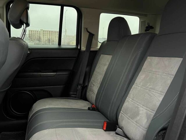 Серый Джип Патриот, объемом двигателя 2.4 л и пробегом 185 тыс. км за 9300 $, фото 19 на Automoto.ua