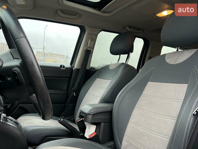 Серый Джип Патриот, объемом двигателя 2.36 л и пробегом 185 тыс. км за 9300 $, фото 6 на Automoto.ua