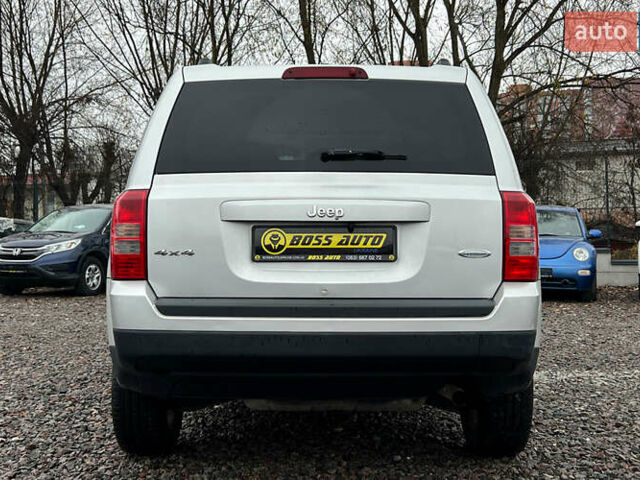 Серый Джип Патриот, объемом двигателя 2.36 л и пробегом 185 тыс. км за 9300 $, фото 4 на Automoto.ua