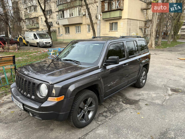 Серый Джип Патриот, объемом двигателя 2 л и пробегом 118 тыс. км за 9000 $, фото 10 на Automoto.ua