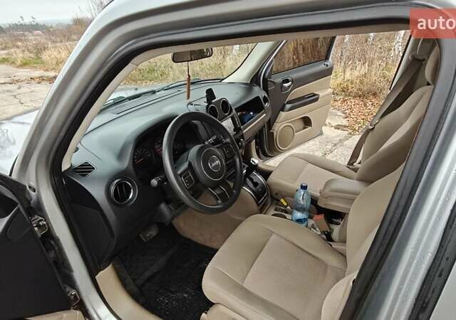 Сірий Джип Patriot, об'ємом двигуна 2.36 л та пробігом 160 тис. км за 9600 $, фото 7 на Automoto.ua