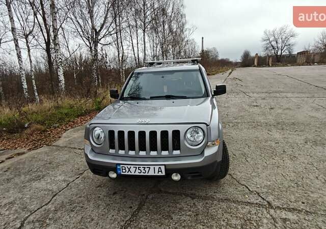 Сірий Джип Patriot, об'ємом двигуна 2.36 л та пробігом 160 тис. км за 9600 $, фото 1 на Automoto.ua