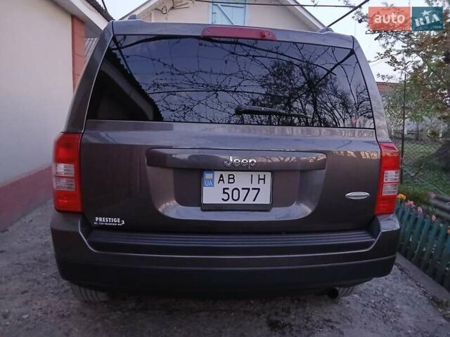 Серый Джип Патриот, объемом двигателя 2 л и пробегом 224 тыс. км за 9800 $, фото 5 на Automoto.ua