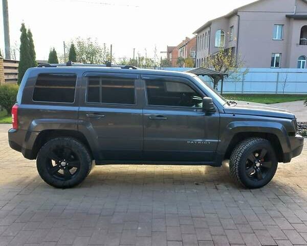 Сірий Джип Patriot, об'ємом двигуна 2.36 л та пробігом 160 тис. км за 11500 $, фото 5 на Automoto.ua