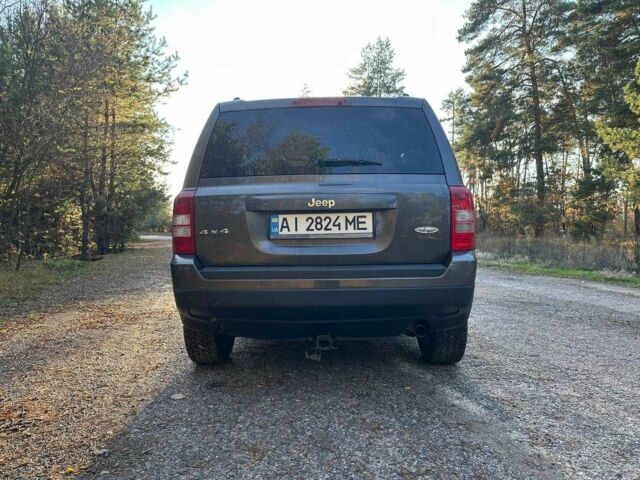 Джип Патриот 2014 в Смеле на Automoto.ua Серый Джип Патриот, объемом двигателя 2.4 л и пробегом 200 тыс. км за 10900 $, фото 4 на Automoto.ua