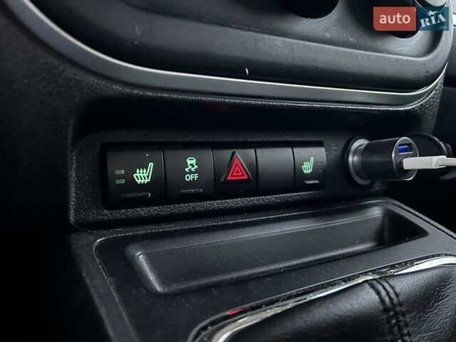 Серый Джип Патриот, объемом двигателя 2.36 л и пробегом 270 тыс. км за 9300 $, фото 10 на Automoto.ua