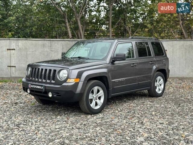 Серый Джип Патриот, объемом двигателя 2.36 л и пробегом 122 тыс. км за 10990 $, фото 3 на Automoto.ua