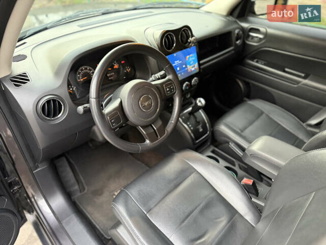 Серый Джип Патриот, объемом двигателя 2 л и пробегом 118 тыс. км за 9000 $, фото 11 на Automoto.ua