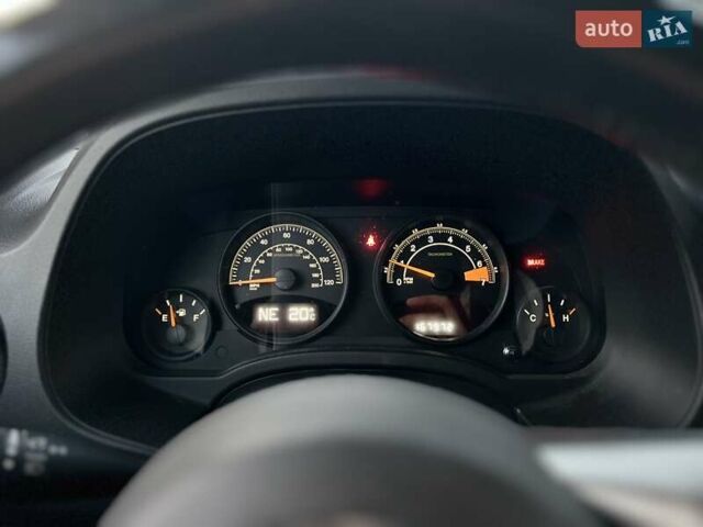 Серый Джип Патриот, объемом двигателя 2.36 л и пробегом 270 тыс. км за 9300 $, фото 9 на Automoto.ua