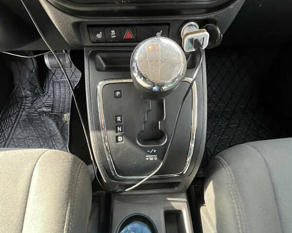 Сірий Джип Patriot, об'ємом двигуна 2.36 л та пробігом 200 тис. км за 9800 $, фото 2 на Automoto.ua