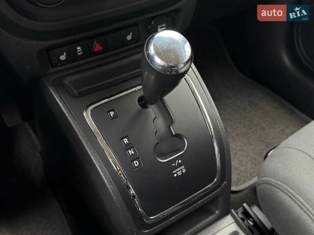 Серый Джип Патриот, объемом двигателя 2.36 л и пробегом 122 тыс. км за 10990 $, фото 21 на Automoto.ua