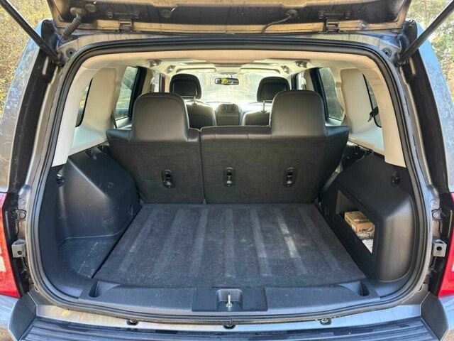 Джип Патриот 2014 в Смеле на Automoto.ua Серый Джип Патриот, объемом двигателя 2.4 л и пробегом 200 тыс. км за 10900 $, фото 12 на Automoto.ua