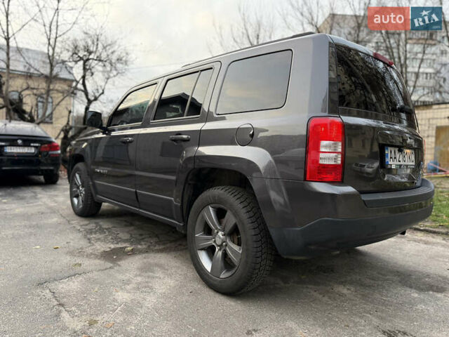 Серый Джип Патриот, объемом двигателя 2 л и пробегом 118 тыс. км за 9000 $, фото 9 на Automoto.ua