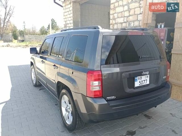 Серый Джип Патриот, объемом двигателя 2 л и пробегом 224 тыс. км за 9800 $, фото 6 на Automoto.ua