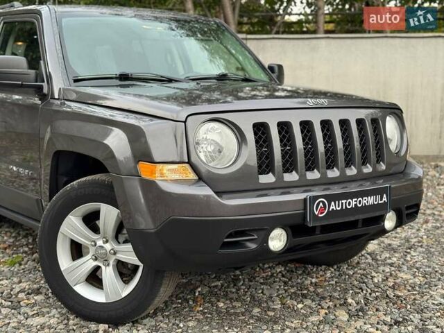 Серый Джип Патриот, объемом двигателя 2.36 л и пробегом 122 тыс. км за 10990 $, фото 1 на Automoto.ua