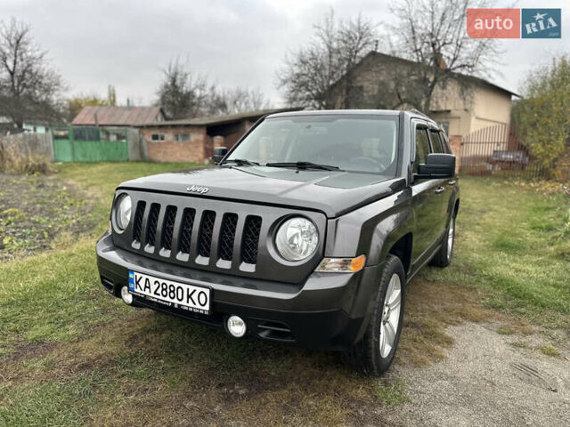 Серый Джип Патриот, объемом двигателя 2.36 л и пробегом 174 тыс. км за 8500 $, фото 11 на Automoto.ua