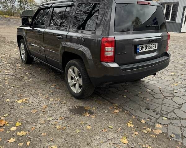 Серый Джип Патриот, объемом двигателя 2.4 л и пробегом 95 тыс. км за 13500 $, фото 3 на Automoto.ua