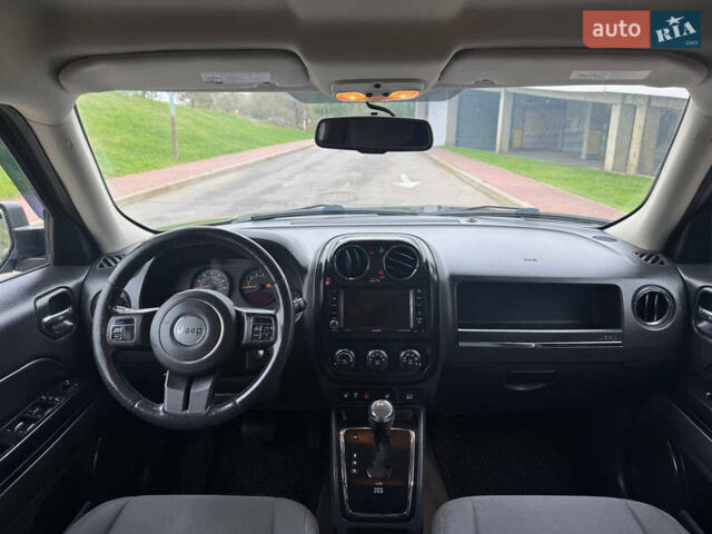 Серый Джип Патриот, объемом двигателя 2.36 л и пробегом 170 тыс. км за 8800 $, фото 15 на Automoto.ua