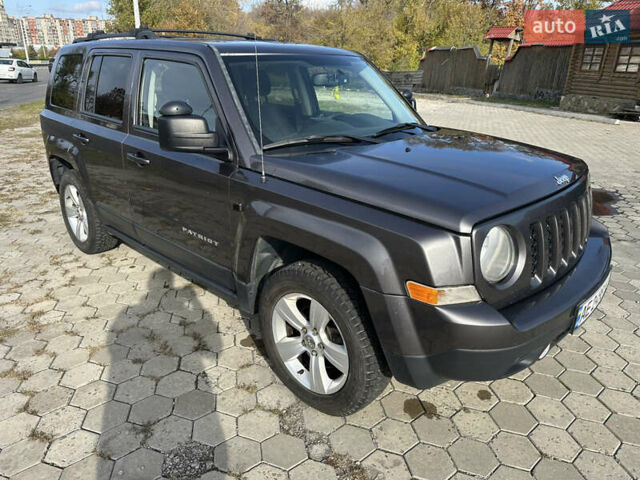 Серый Джип Патриот, объемом двигателя 2.36 л и пробегом 230 тыс. км за 9000 $, фото 7 на Automoto.ua