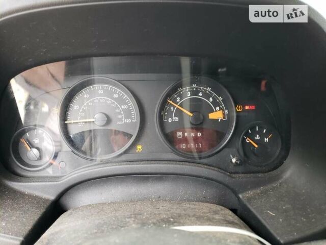 Серый Джип Патриот, объемом двигателя 2.36 л и пробегом 165 тыс. км за 2000 $, фото 8 на Automoto.ua